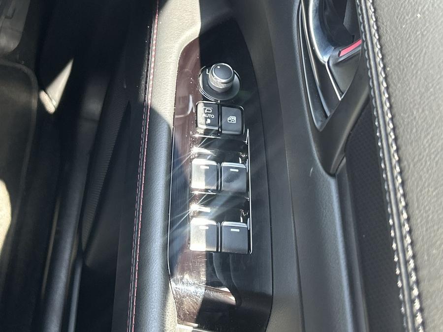 Mazda CX-5 Photo 711289a7-4348-4248-a100-6f3212029f77.jpg