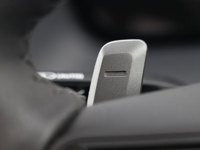 PORSCHE Panamera Photo 38