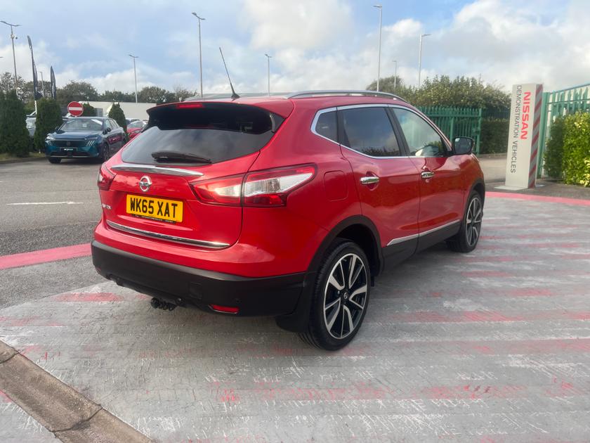 Nissan Qashqai Photo 711d6f61-e155-408e-bbad-41428b74d451.jpg