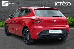 SEAT Ibiza Photo 3