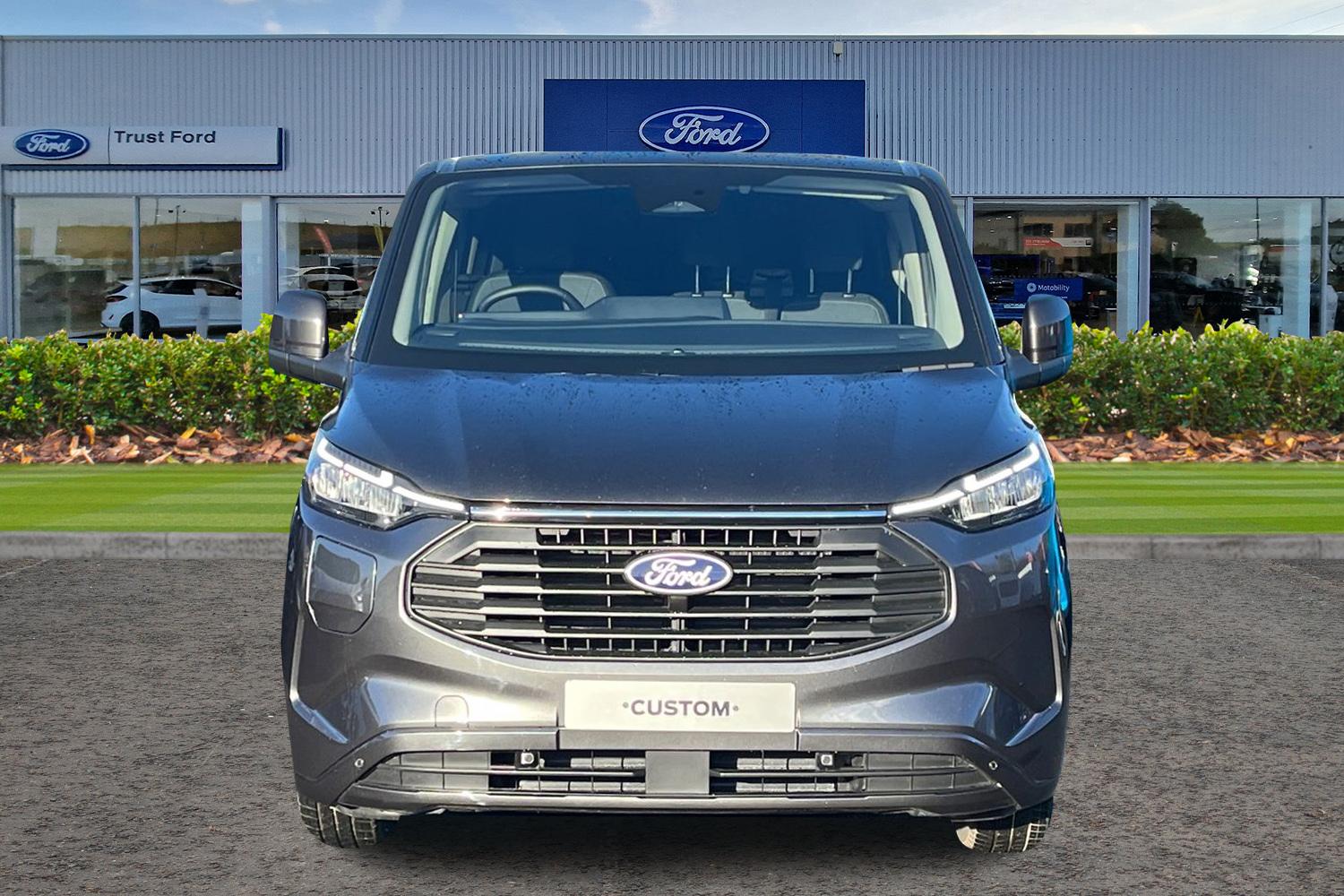 Ford TRANSIT CUSTOM Photo 11