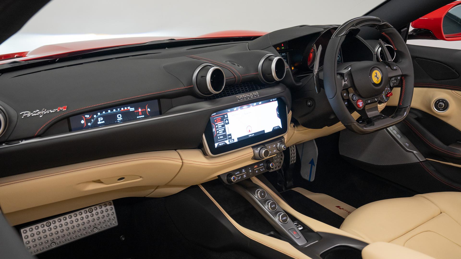 Ferrari Portofino Photo 71457600-fbb4-4a0c-9801-3d4be7e26504.jpg