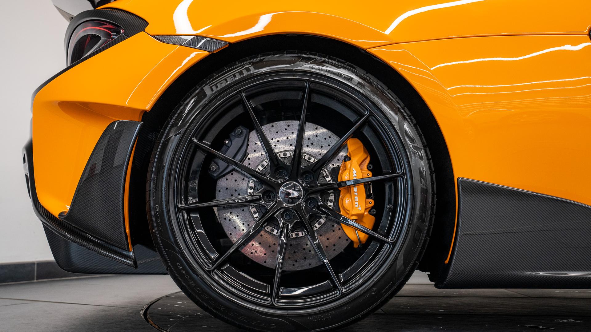 McLaren 600LT Photo 715aa511-f558-4577-a1c5-ed52fc440e1e.jpg