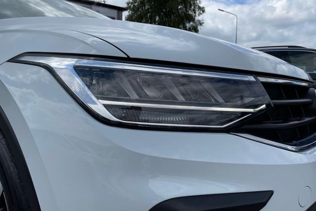 VOLKSWAGEN Tiguan Photo 20