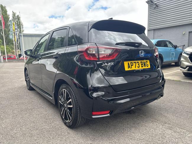 Honda Jazz Photo 7184e4dd-1be6-4d05-8859-f04bc4c4a07e.jpg