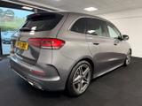 Mercedes-Benz B Class Photo 9