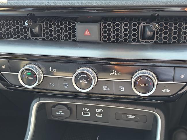 Honda CR-V Photo 7193ae78-ff9d-476c-93cd-30f352edd7e8.jpg