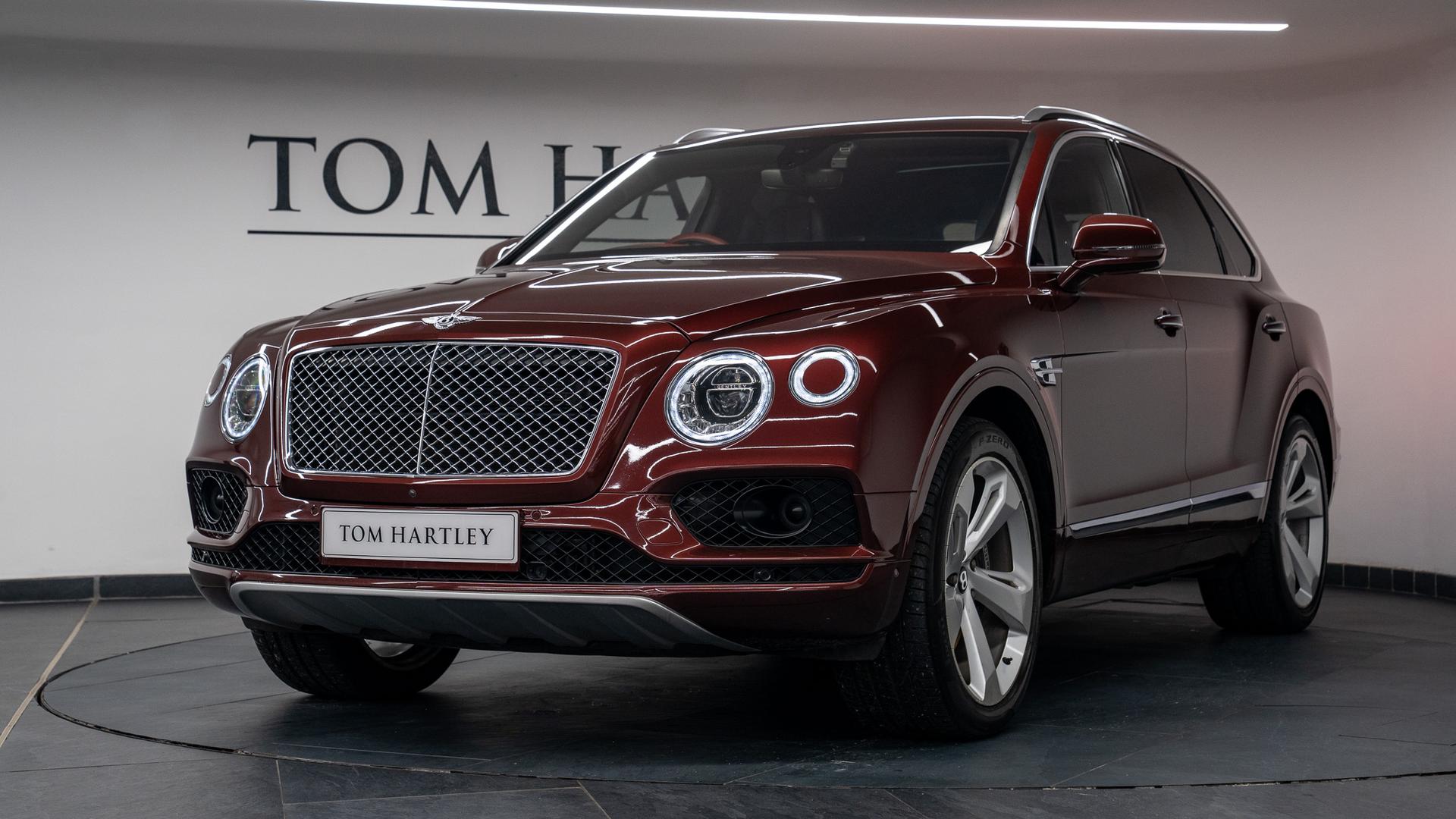 Bentley Bentayga Photo 7193e699-c463-45fe-a560-7de4230337ae.jpg