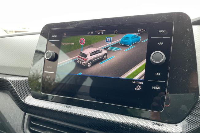 VOLKSWAGEN T-Cross Photo 34
