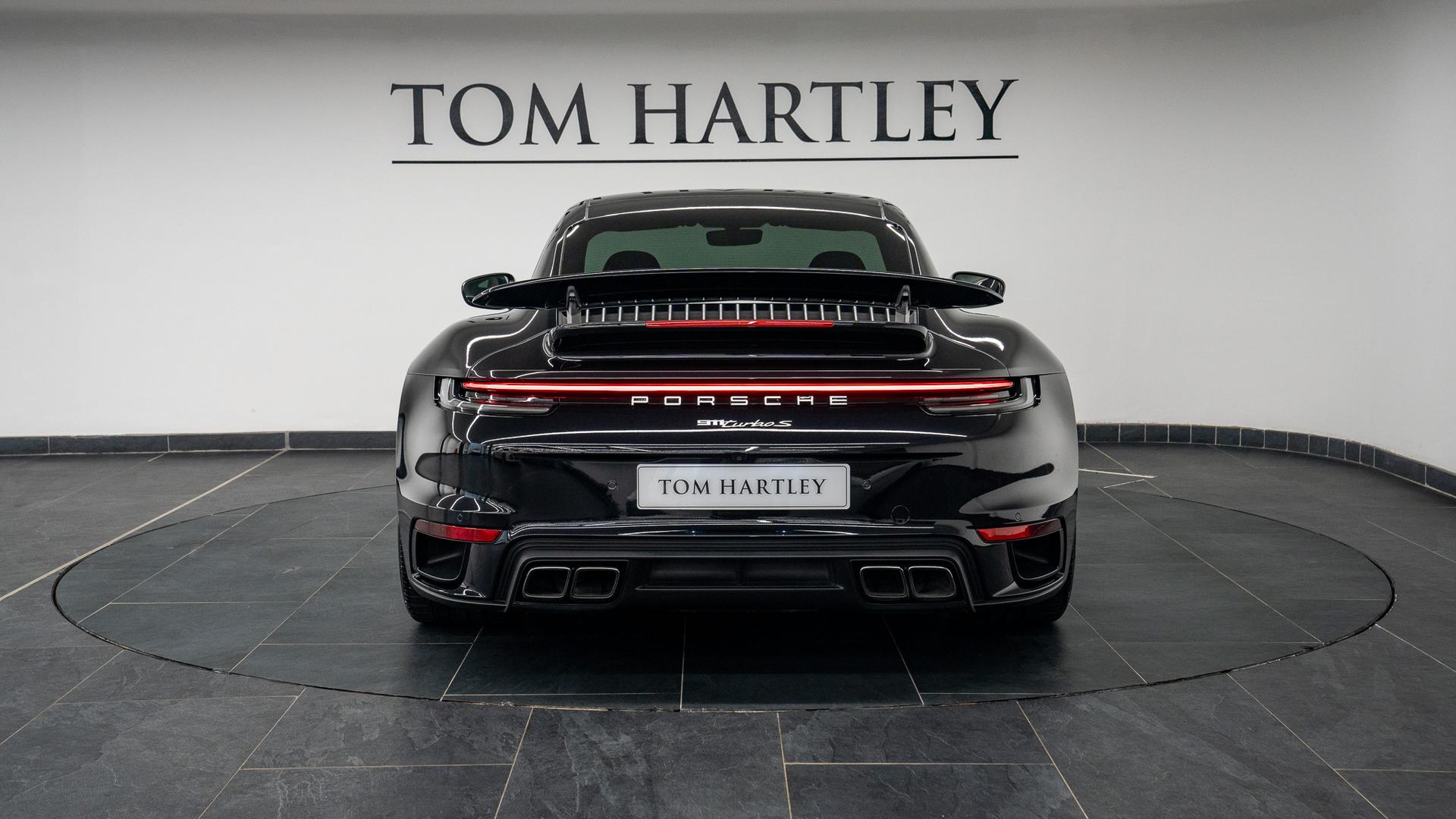 Porsche 911 Photo 71a033bc-f17a-4f37-9289-2fbbe4611e00.jpg