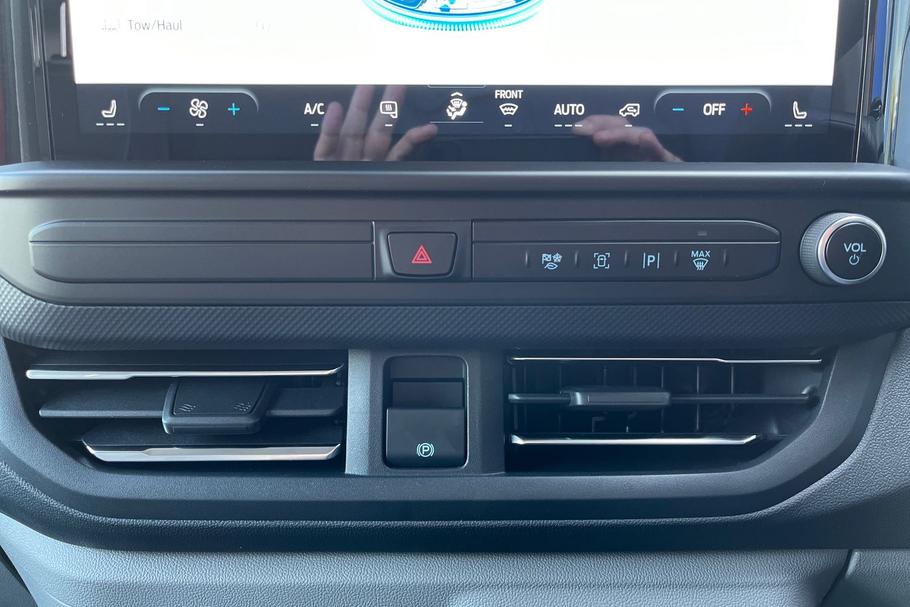 Used Ford TRANSIT CUSTOM PHEVLIM4 17