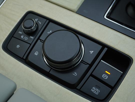 Mazda CX-60 Photo 71b7bf84-0dd9-4f75-9388-60caf441b00e.jpg