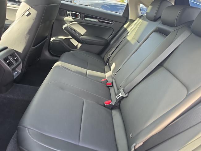 Honda Civic Photo 71c0e629-dcd5-4e0f-a29e-a6bc891f9f62.jpg