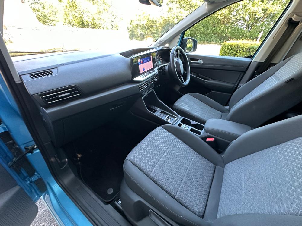 Used Ford Grand Tourneo Connect MT23ZDH 24