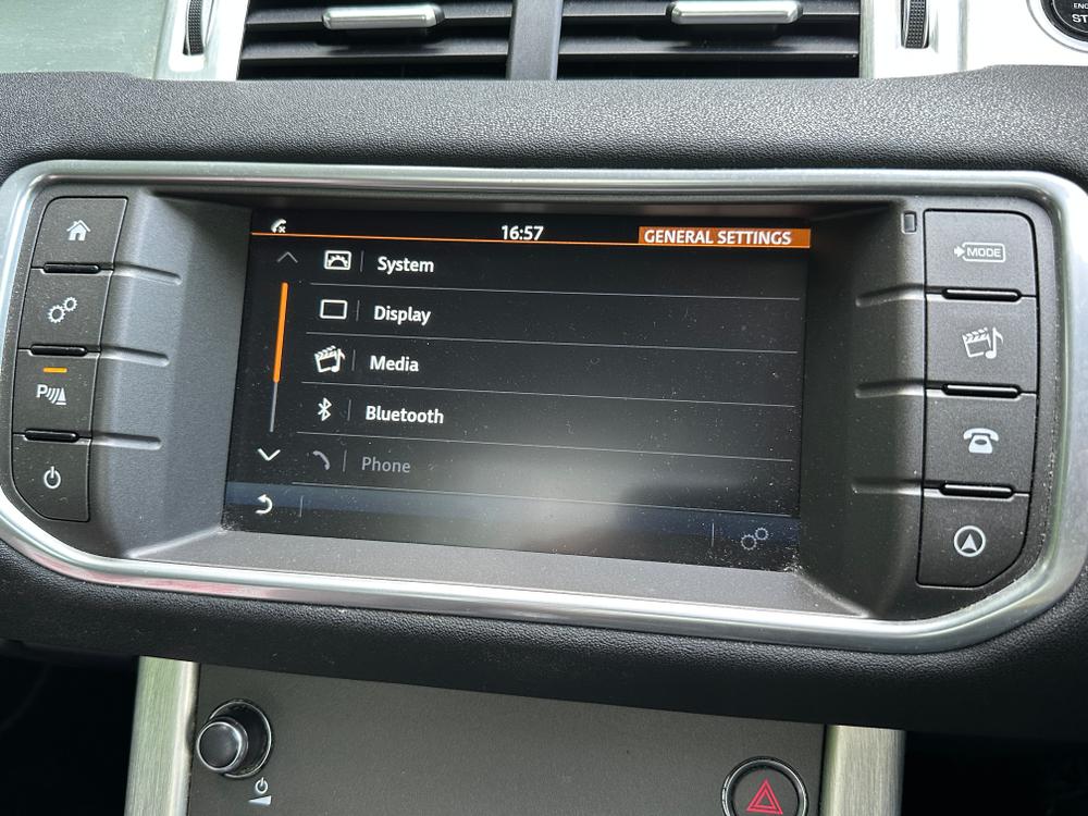 Used Land Rover Range Rover Evoque AF67HXR 29