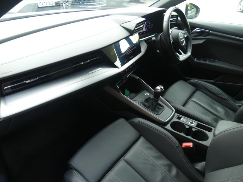 Audi A3 Photo 71d835ed-ebdc-4178-a0c0-472d14e380fe.jpg