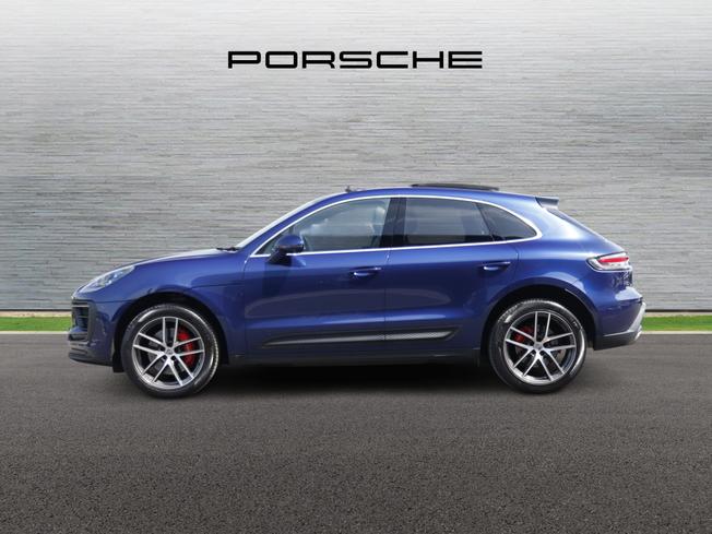 PORSCHE Macan Photo 4