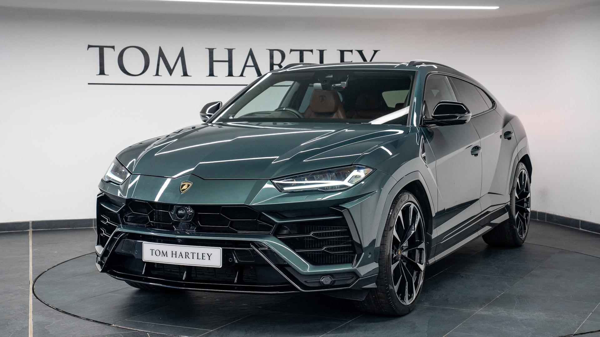 LAMBORGHINI Urus Photo 71e08275-75d8-46af-93c4-96364e118f4f.jpg