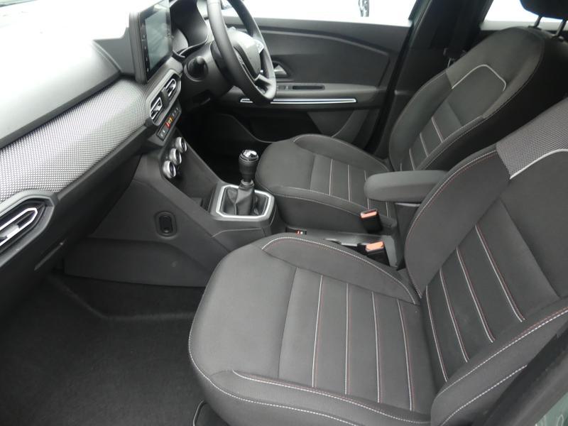Dacia Jogger Photo 71fe347e-10fa-4305-a3dd-744d732d80a3.jpg