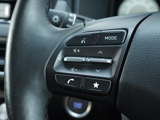Hyundai KONA Photo 7204ac9a-9dfa-4956-b6a6-895af308d27d.jpg
