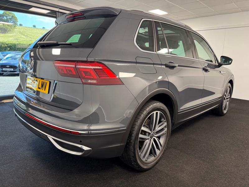 Volkswagen Tiguan Photo 720bbc85-3e90-4e45-97ab-c9fa1d6509d0.jpg
