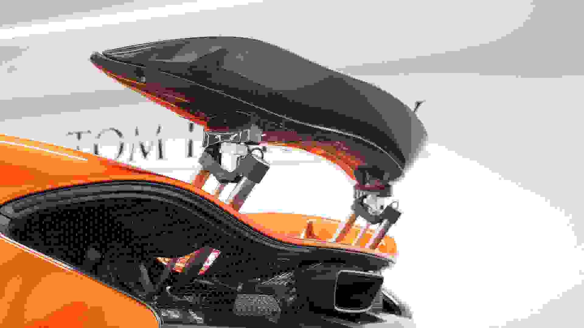McLaren P1 Photo 722a1fd9-9cbf-46b0-8082-95a614e7b23f.jpg