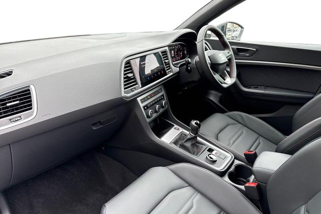 SEAT Ateca Photo 2