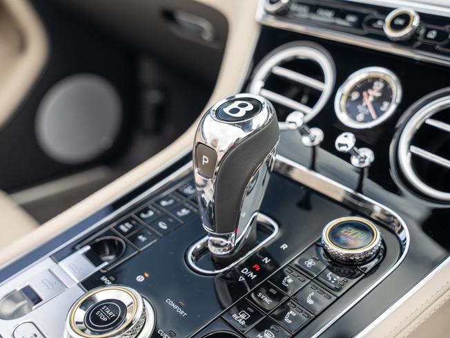 BENTLEY Continental GTC Photo 29