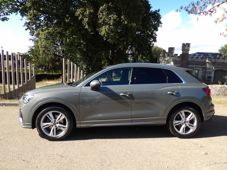 Used Audi Q3 SV74ZHN 3