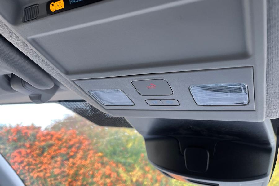 Ford TRANSIT CUSTOM Photo 726c4acc-f632-4e8f-b833-d6348da076e8.jpg