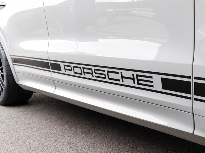 PORSCHE Cayenne Photo 29