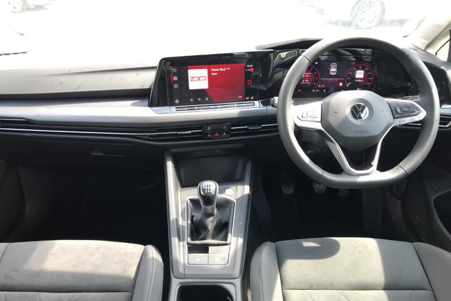 VOLKSWAGEN Golf Photo 13