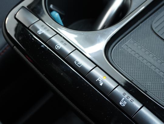 Hyundai IONIQ 5 Photo 727b2c0c-bc39-49b0-98f9-2e9c493b114c.jpg