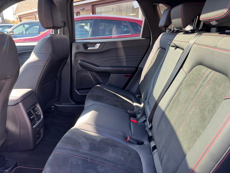 Ford Kuga Photo 7293fe90-4e62-4c36-b137-23ce252be656.JPEG