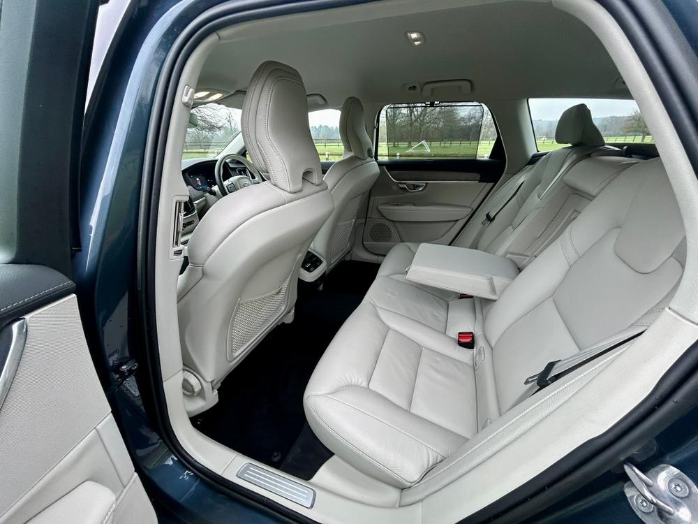 Used Volvo V90 BL23WNS 27