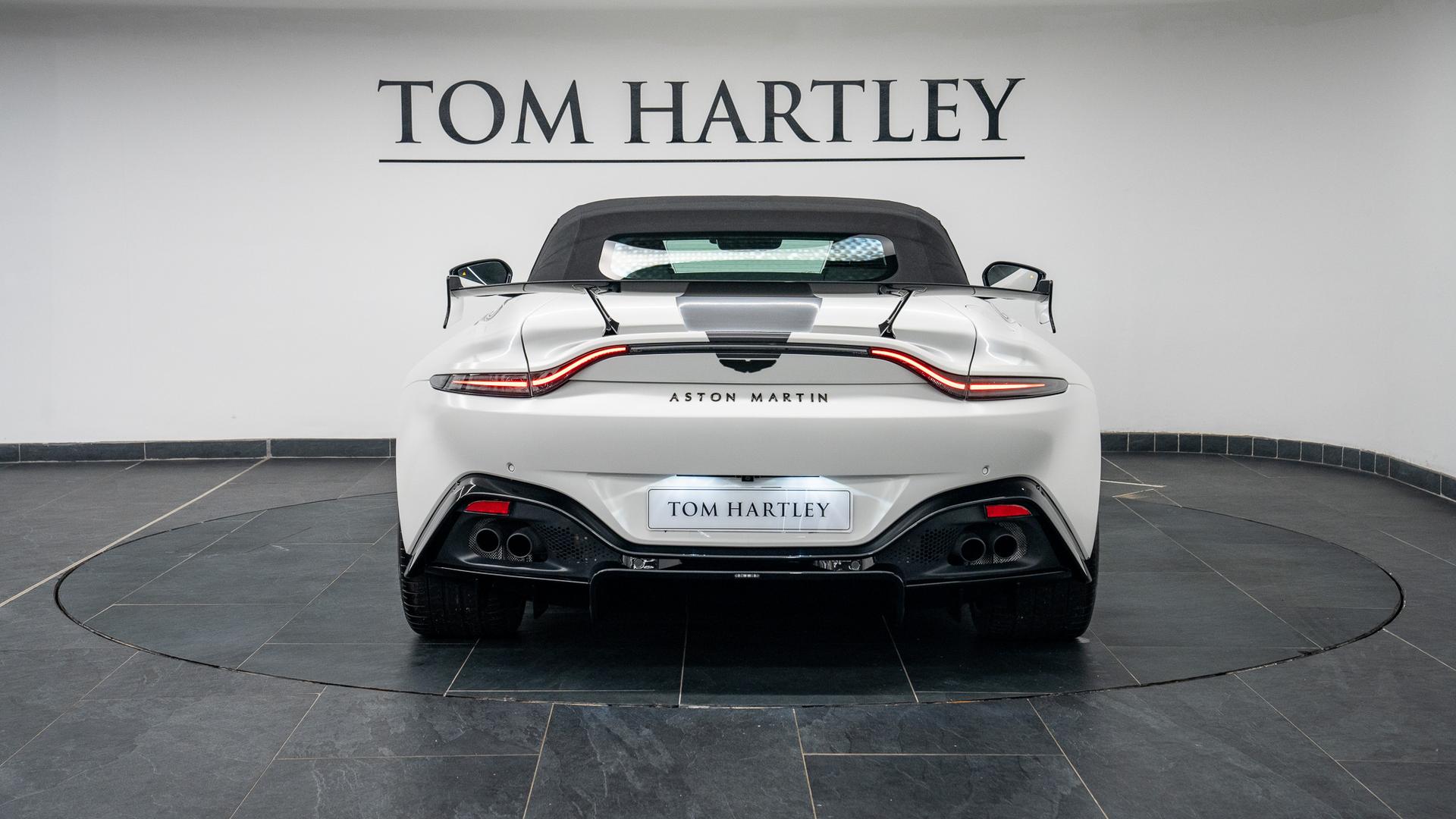 Aston Martin Vantage Photo 72995ec8-f157-4f0e-87a9-f36714aa9770.jpg