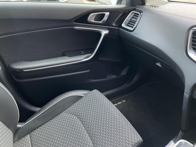 KIA Ceed Photo 55