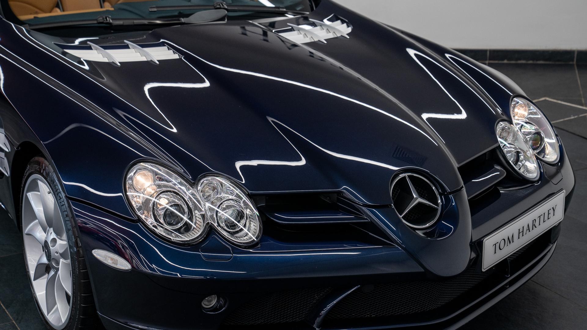 Mercedes-Benz SLR McLaren Photo 72e5416d-a574-44bf-adec-83fe20253830.jpg