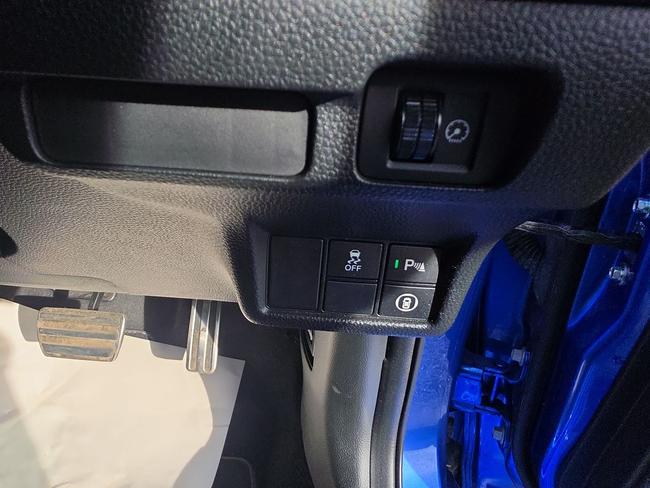 Honda Civic Photo 72ead879-7cd7-4d5d-8b0a-45e6311d2d3a.jpg