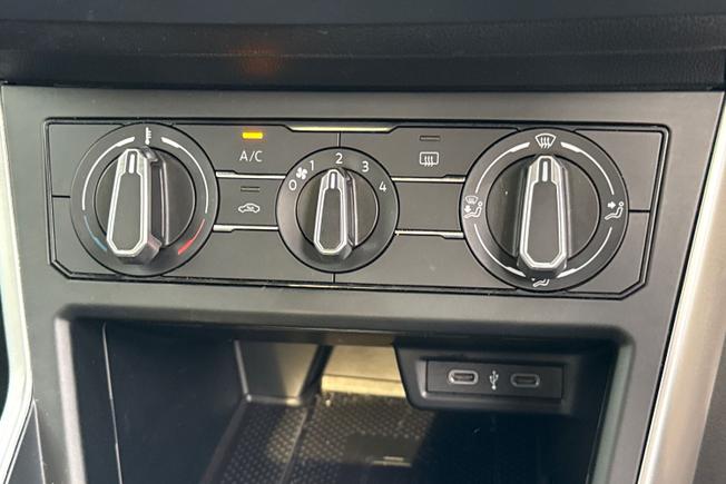 Volkswagen Polo Photo 30