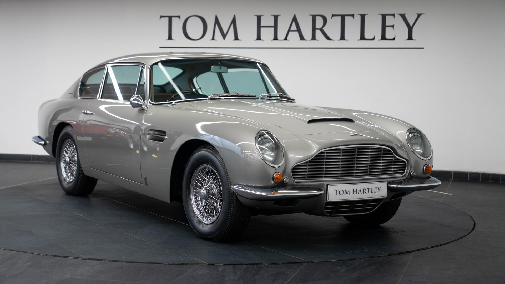Aston Martin DB6 Photo 73281c4c-766a-4e3b-af9f-777eaed5dddd.jpg