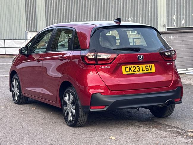 Honda Jazz Photo 732d07fe-f5b7-429a-ba15-a3322213dbd3.jpg