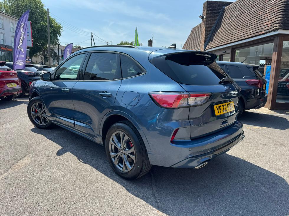 Ford Kuga Photo 734145de-1a2a-47d3-935b-1a6b227ea878.JPEG