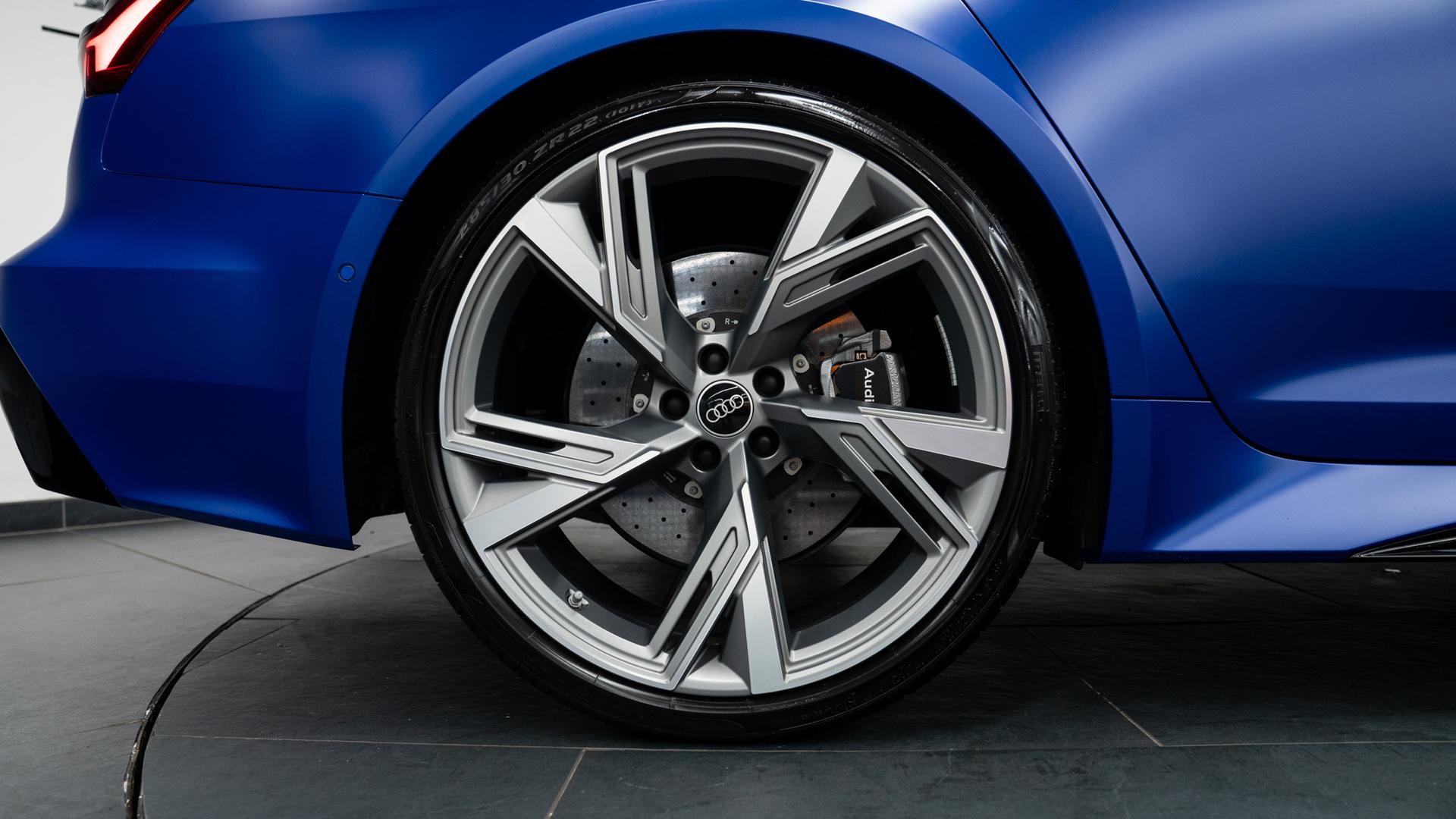 Audi RS6 Avant Photo 734549a9-da99-49c4-8fc1-cf01c12ea9ac.jpg