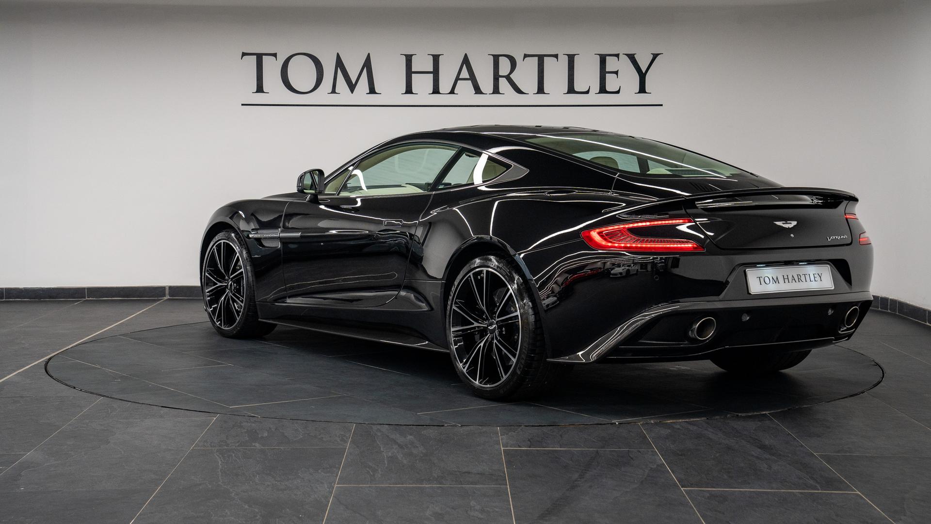 Aston Martin Vanquish Photo 73463b4b-2042-4284-996d-3d1e9c5fef23.jpg