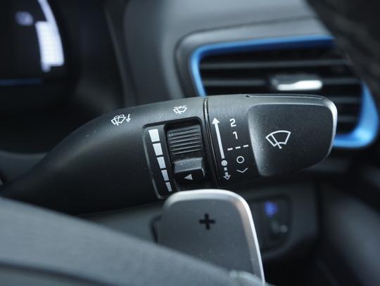 Hyundai IONIQ Photo 7346581e-fb96-4a28-a402-6fe4b05d58d5.jpg