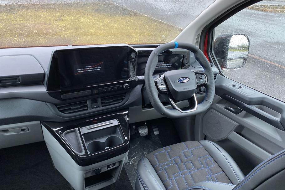Used Ford TRANSIT CUSTOM 30