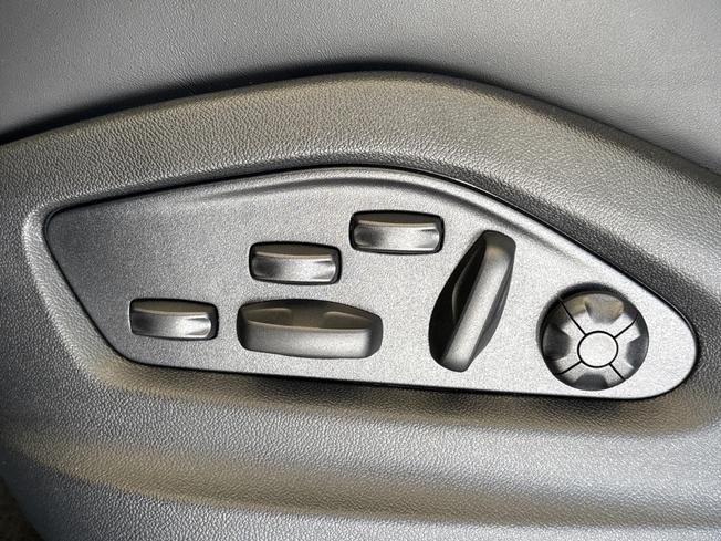 Porsche Cayenne Photo 36
