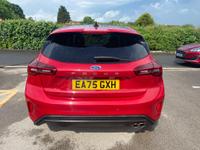 Ford Focus Photo 5