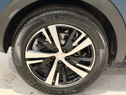 Peugeot 3008 Photo 73667c75-933e-4b8a-8bd1-b6b778ebc217.jpeg